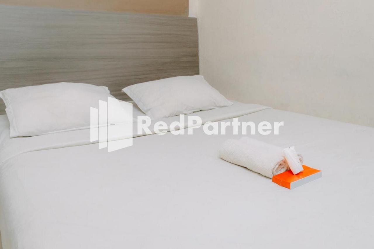 We Stay Residence Redpartner Surabaia Exterior foto