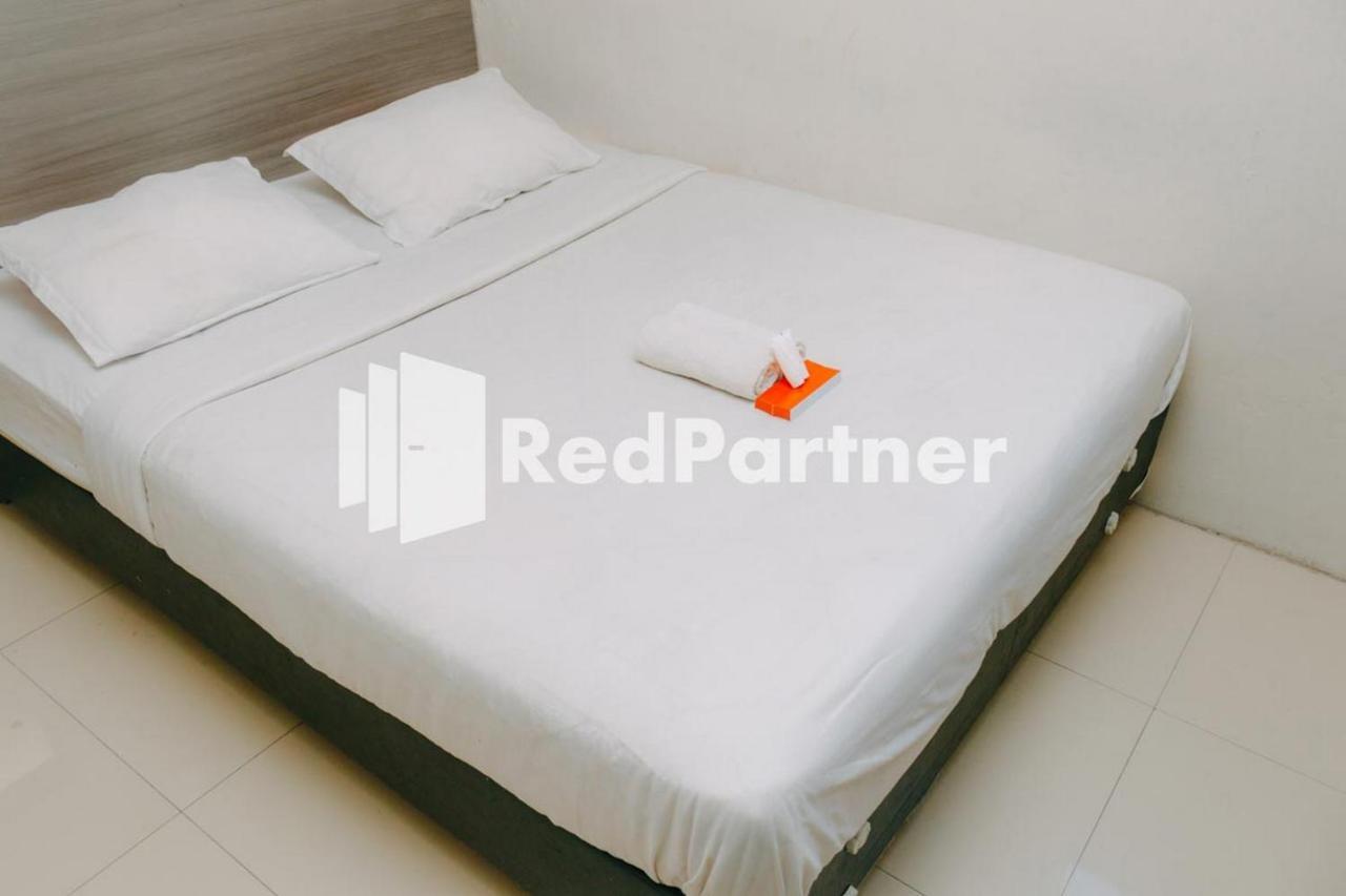 We Stay Residence Redpartner Surabaia Exterior foto