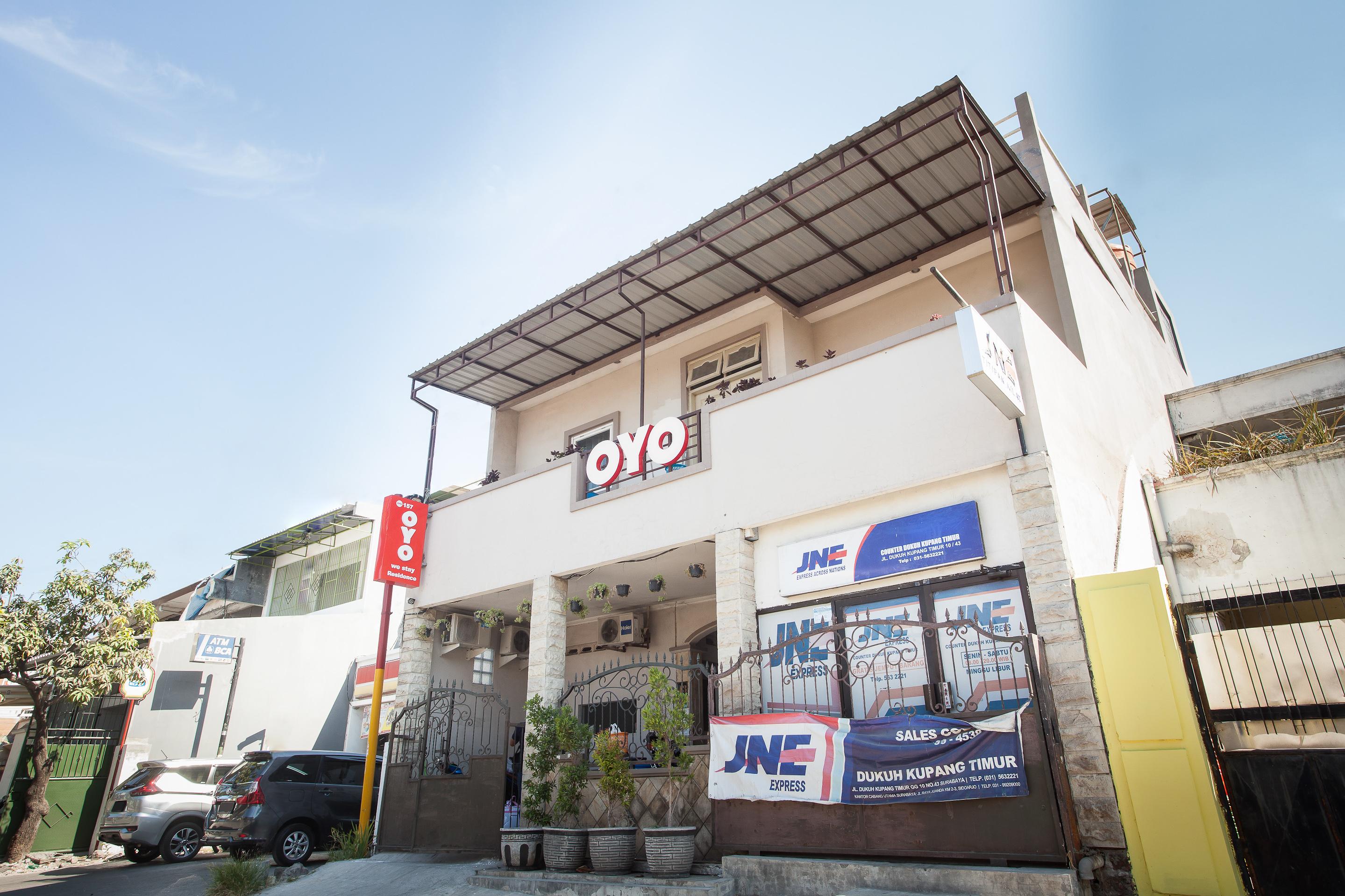 We Stay Residence Redpartner Surabaia Exterior foto
